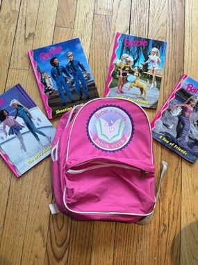 1995 Barbie Vintage 90s Barbie & Friends Book club mini backpack and book set